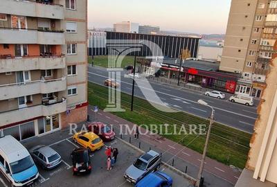 Apartament cu 3 camere în Nufărul - 3