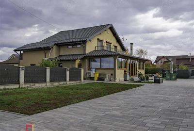 Casa moderna cu piscina, panouri solare, pompa caldura si teren de 1400 mp, Ernei, Mures - 13