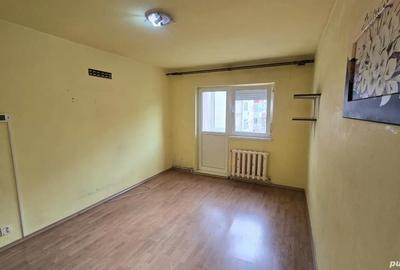 Apartament cu 2 camere decomandat în Sud - 2