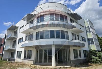 Birou, de 1,300 mp, în Glina - 1