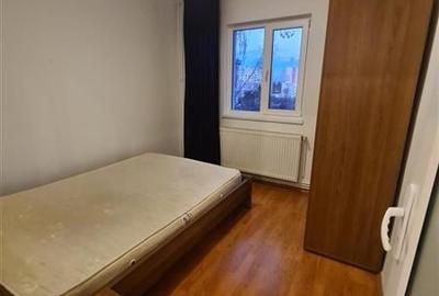 Apartament 3 camere etaj intermediar Astra- Carpatilor - 3