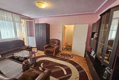 Vanzare apartament 2 camere, situat in zona centrala, str. Slt. M.C. Oancea - 2
