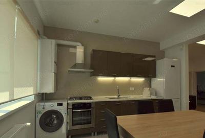 Apartament cu 5 camere decomandat în Medicină - 12