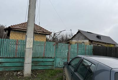 Casă cu 4 camere în Fântânele