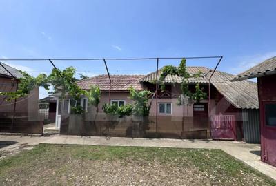 Casă cu 5 camere cu Teren 1400 Mp în Central - 10