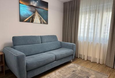 Apartament cu 3 camere decomandat, mobilat în Tractorul