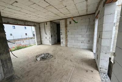 Casă cu 2 camere cu Teren 547 Mp în Cetate - 7