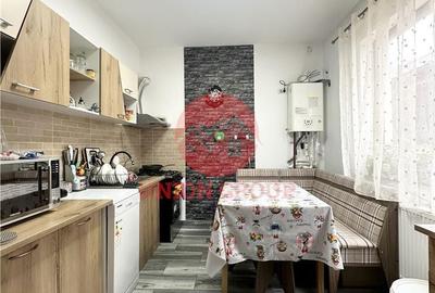 Casă cu 4 camere cu Teren 300 Mp în Central - 12