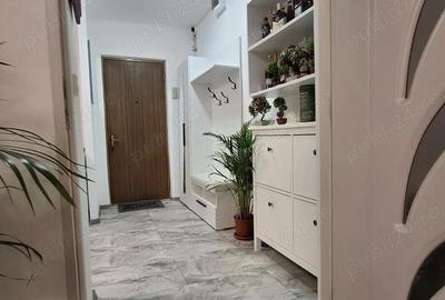 Apartament cu 2 camere semidecomandat în Dâmbovița - 1