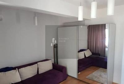 Garsonieră decomandată, mobilată în Titan