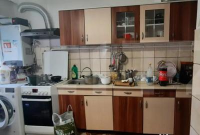 Apartament cu 3 camere decomandat, mobilat în Micro 15 - 9