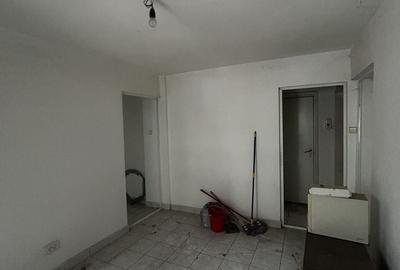 Apartament cu 3 camere decomandat în Central - 8