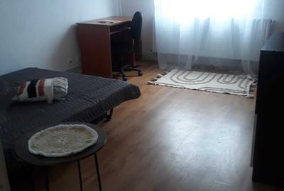 Garsonieră decomandată în Gorjului - 2