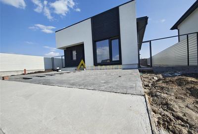 Casă individuală cu 3 camere cu Teren 450 Mp în Berceni - 2