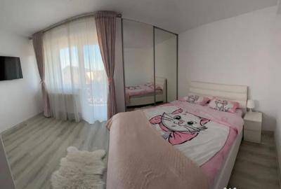Casă cu 4 camere cu Teren 200 Mp în Berceni - 1