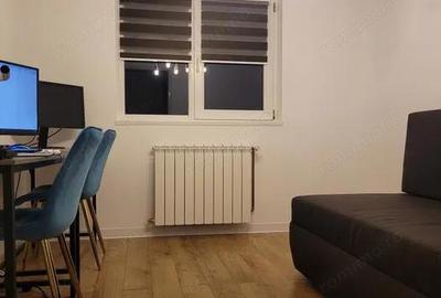 Apartament cu 3 camere decomandat în Dâmbovița