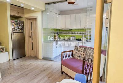 Casa cu 5 camere - centrala pe gaz si loc de parcare - zona Trocadero - 5