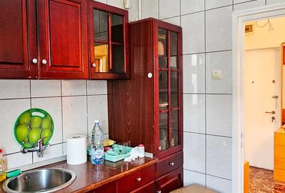 Apartament cu 3 camere semidecomandat, mobilat în Precista - 12