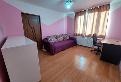 Apartament cu 2 camere semidecomandat în Rogerius