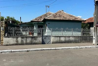 Casă cu 3 camere în Palazu Mare - 5