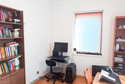 Casă cu 7 camere cu Canalizare în Aeroport - 16