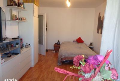 Apartament cu 3 camere decomandat în Aurel Vlaicu - 7