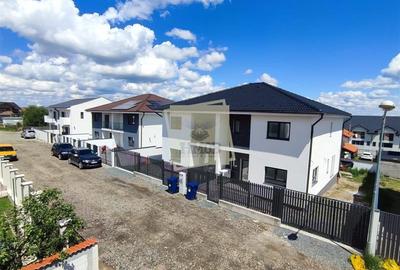 Duplex cu 4 camere cu Teren 220 Mp în Aeroport - 1