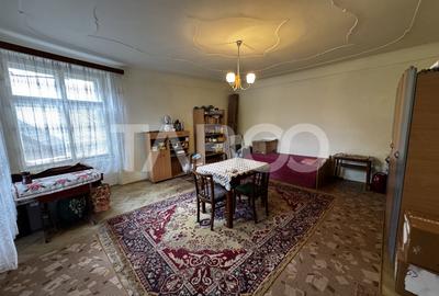 Apartament cu 3 camere decomandat, mobilat în Orașul de Jos - 1