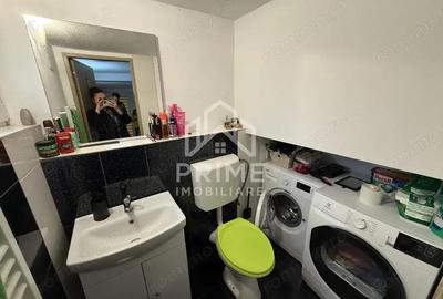 Apartament cu 3 camere decomandat în Micești