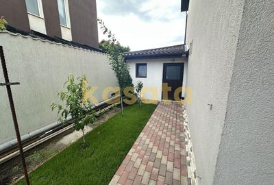 Casă cu 3 camere cu Canalizare în Central - 18