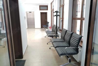 Spațiu comercial, de 180 mp, în Central - 5