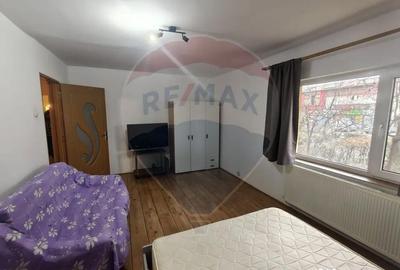 Apartament cu 3 camere decomandat, mobilat în Republicii - 2