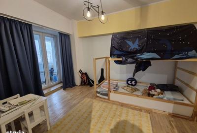 Apartament cu 3 camere, mobilat în Libertății