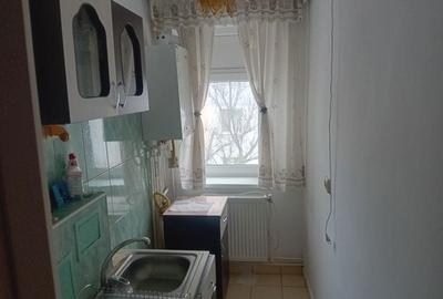 Garsonieră decomandată în Mărăței - 7