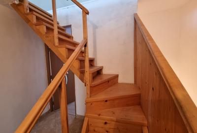 Margineni- Arcadie Septilici- Vila 6 camere- 2019- 3 bai- teren 800 mp - 4