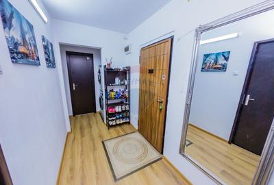 Apartament cu 2 camere decomandat, mobilat în Republicii - 13