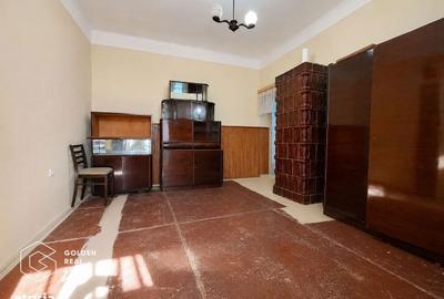 Casă cu 4 camere decomandat în Central - 7