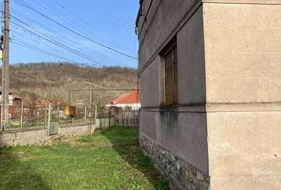 Casa de vanzare in Geoagiu sau schimb cu apartament in Orastie - 1