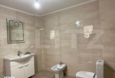 Casă cu 5 camere cu Teren 7100 Mp în Salva - 2