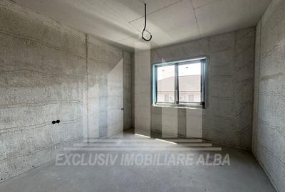 Casă individuală cu 4 camere cu Canalizare în Cetate - 9