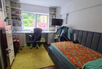 Apartament 4 camere decomandat Racadau - 4
