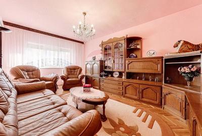 Apartament cu 2 camere decomandat în Micălaca