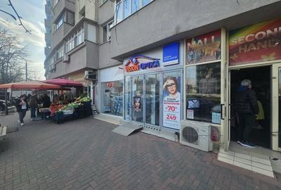 Spațiu comercial, de 80 mp, în P-ța Muncii - 3