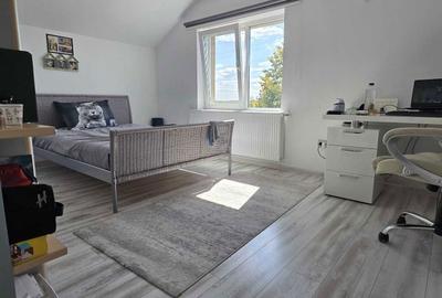 Casă cu 4 camere în Aninoasa - 8