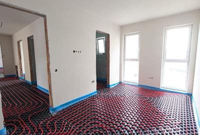 Apartament cu 3 camere decomandat în Florești - 8