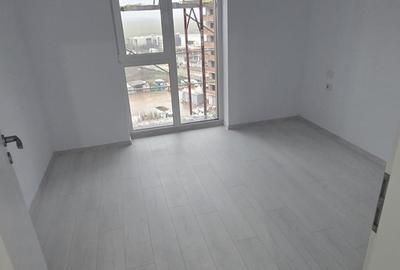 Apartament cu 4 camere decomandat în Metalurgiei - 2