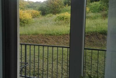 Apartament cu 3 camere semidecomandat în Florești - 7