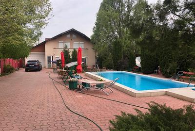 Casă cu 5 camere cu Teren 1000 Mp în Central - 2