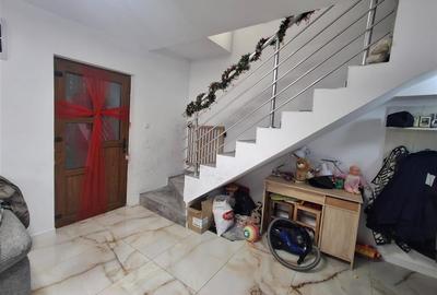 Casa individuala 3 camere 2 bai curte si garaj - zona Talmaciu - 9