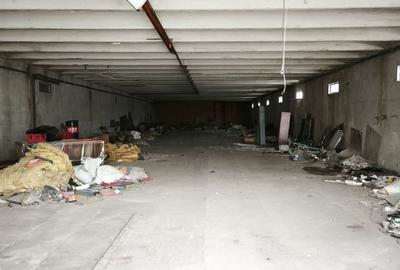 Spațiu comercial, de 1,200 mp, în Central - 2